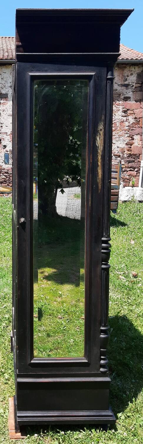 Dressmaker's cabinet with beveled triptych mirrors. (Mirror cabinet)