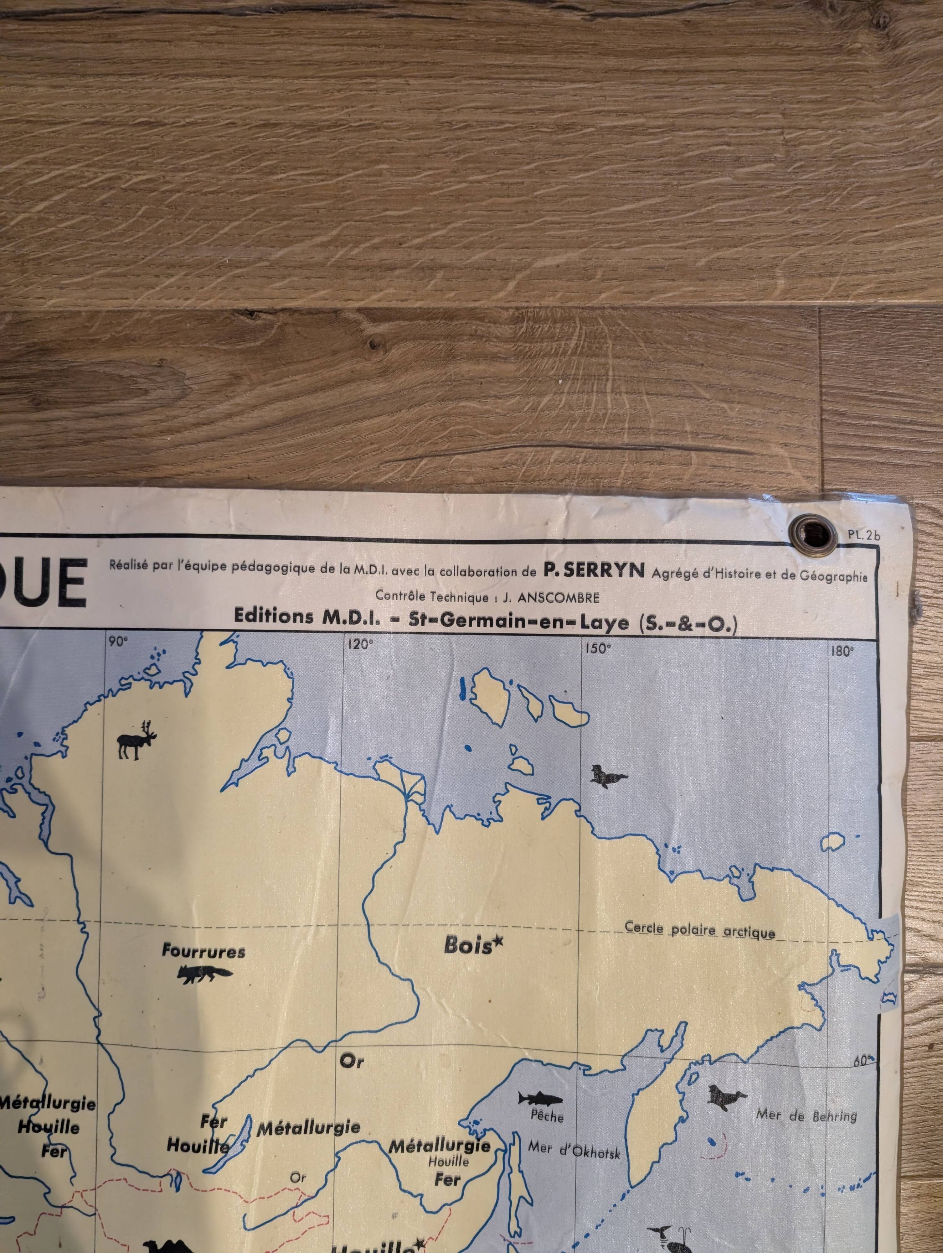 Carte scolaire - planisphère politique et planisphère économique