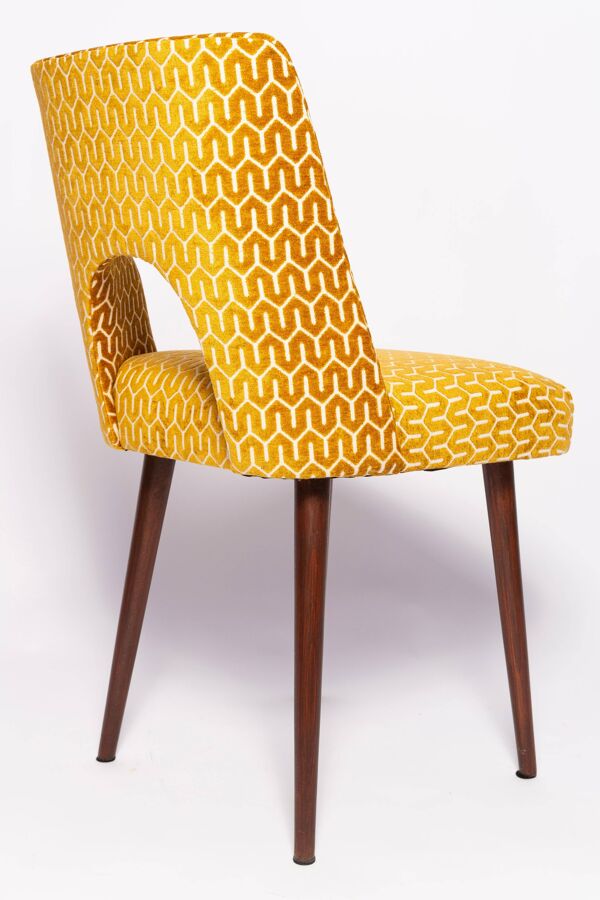 Chaise coquille jaune moutarde style milieu du siècle, Europe, années 1960