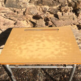 Simple school desk