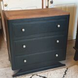 Solid wood chest of drawers