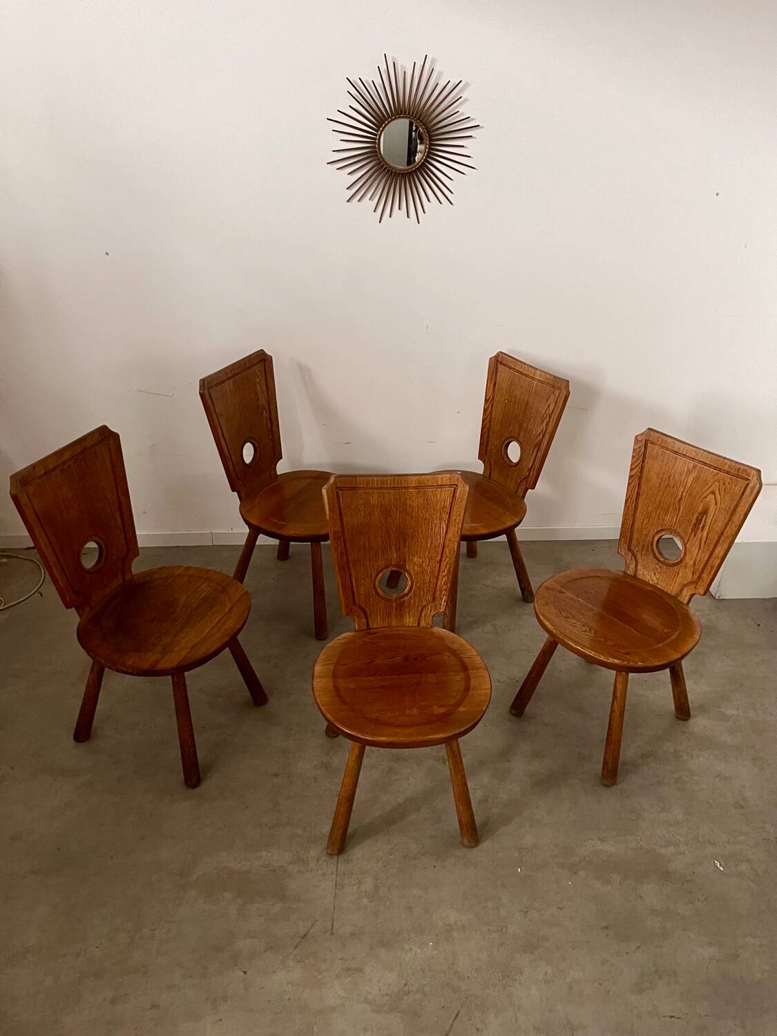 Set of 5 vintage 70s Brutalist design solid wood chairs