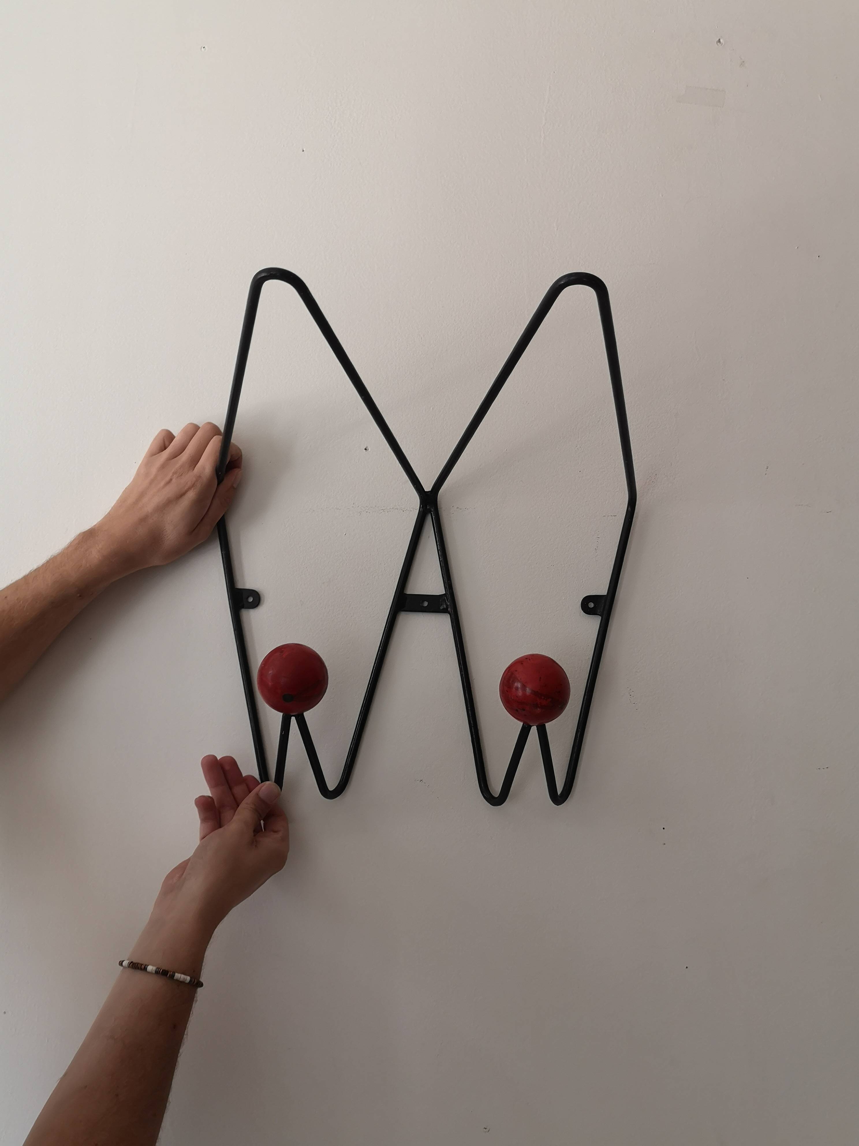 black metal wall coat rack Roger Feraud, 1960 - 1970