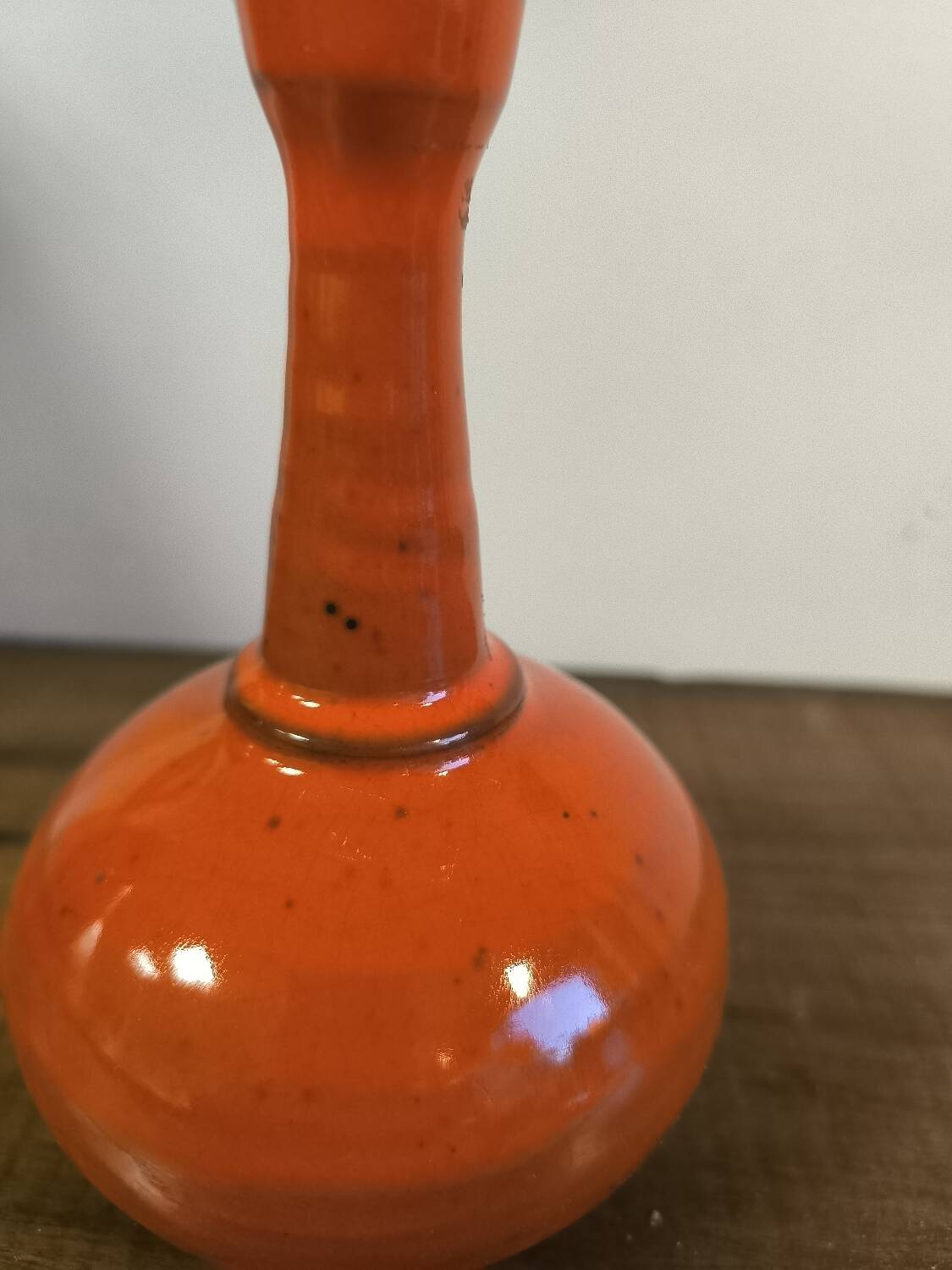 Orange ceramic soliflore