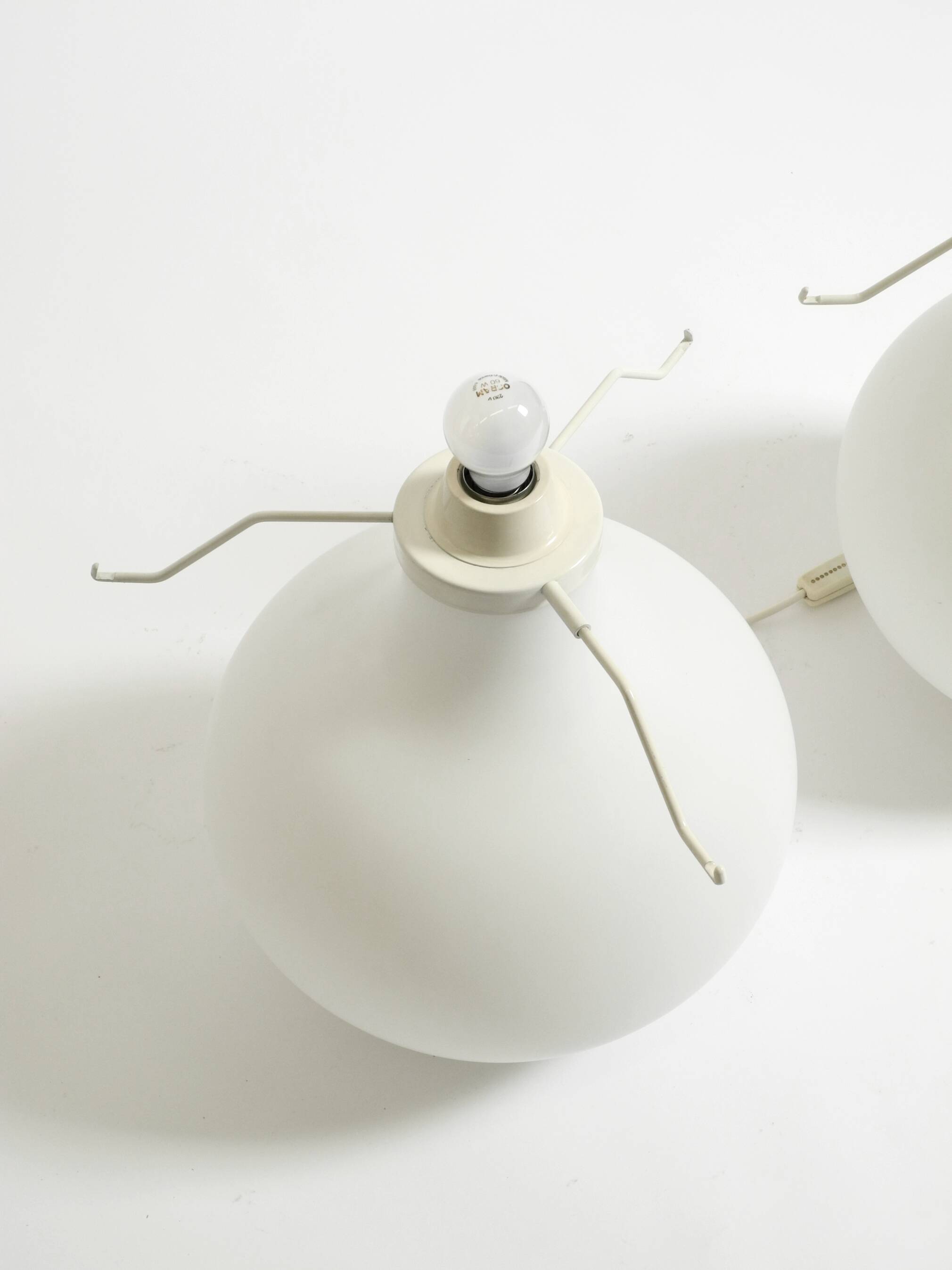 Lampes de table Leucos Paralume originales des années 1980, fabriquées en Italie | hauteur