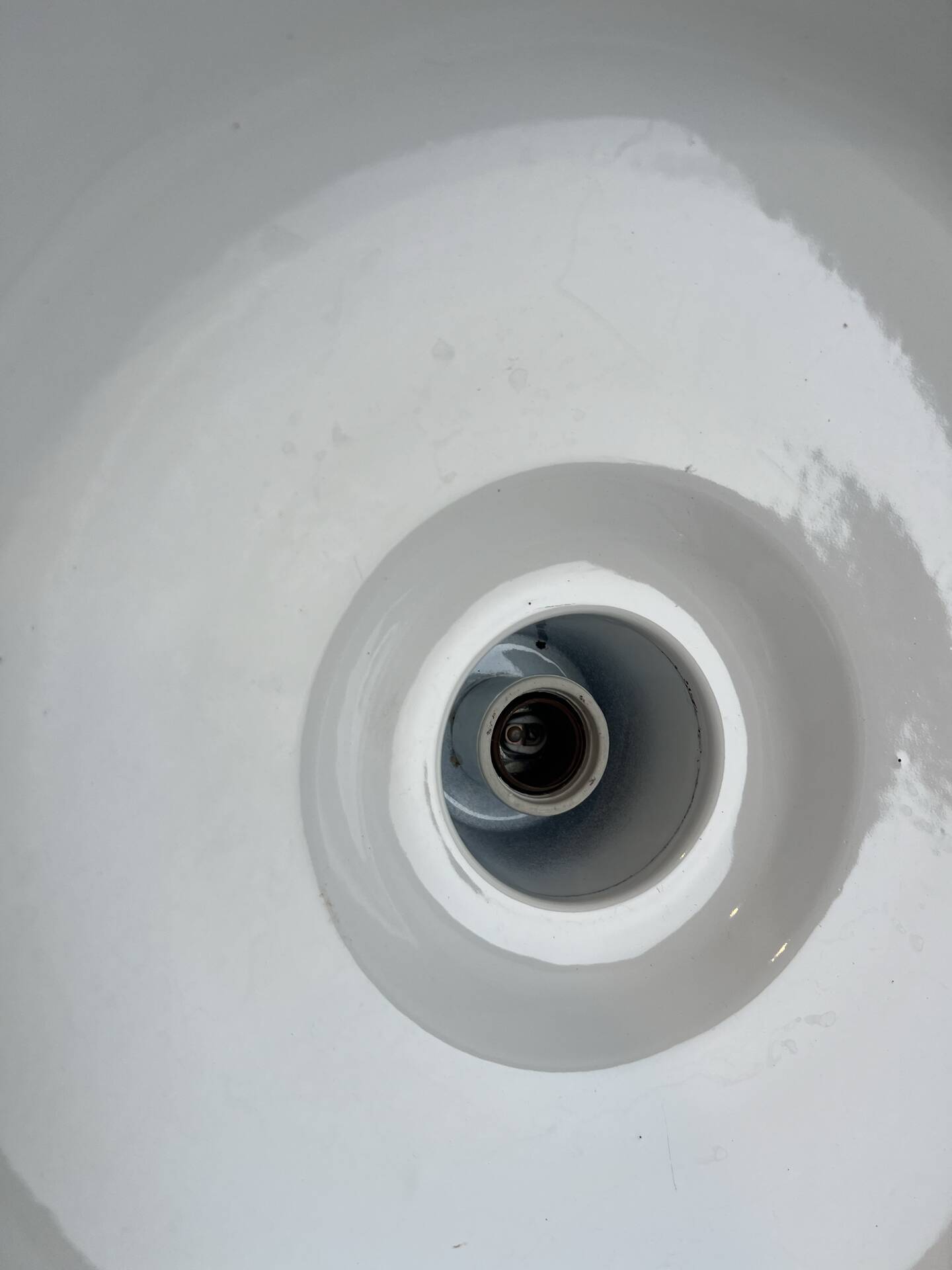 Industrial suspension in black enamelled sheet metal - workshop lampshade