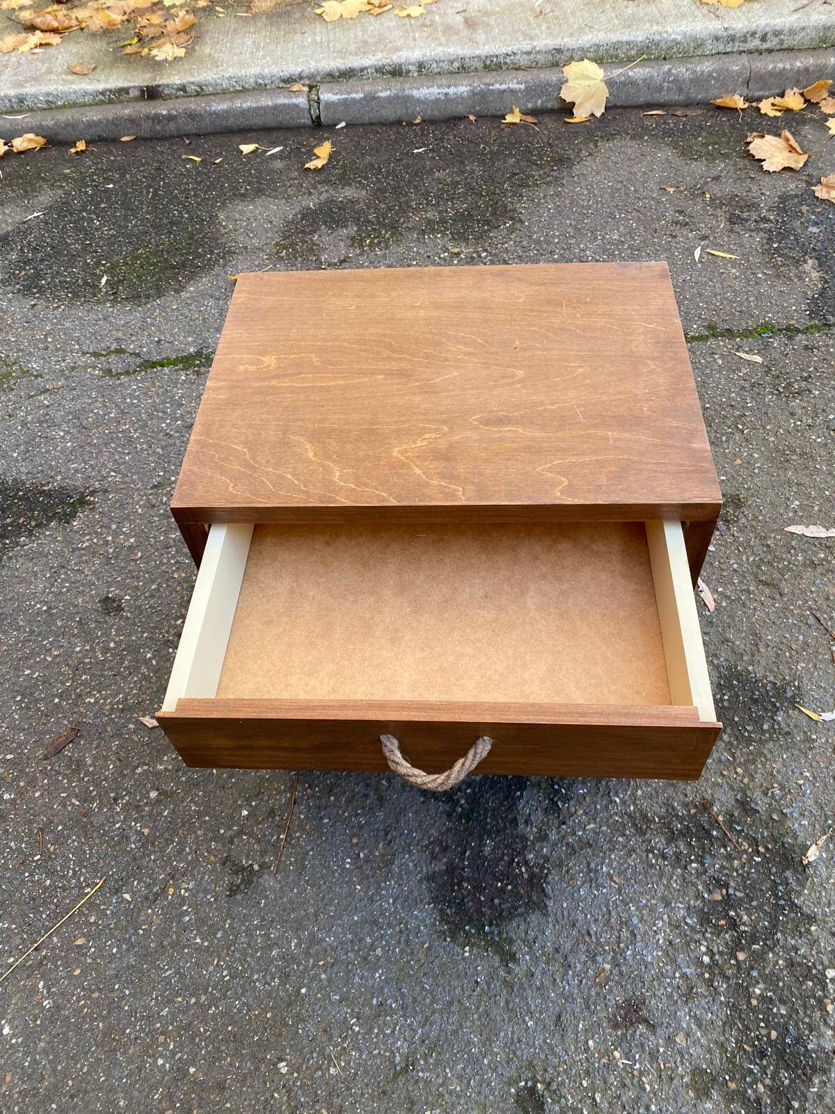 Scandinavian 5-drawer chest in solid pine with rope