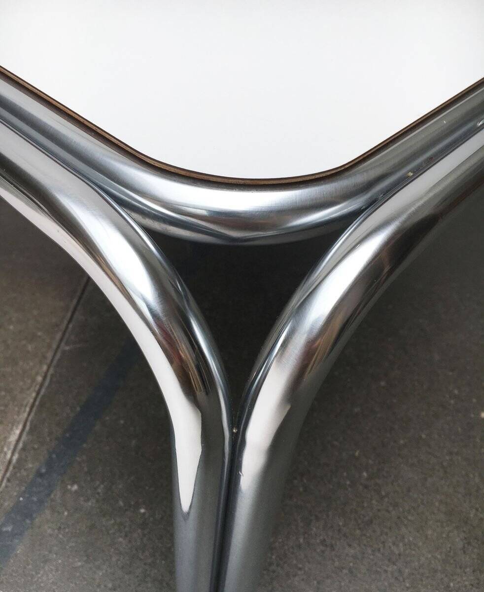 TZ09 coffee table from the Dutch space age mid-century by Claire Bataille for t'Spectrum.