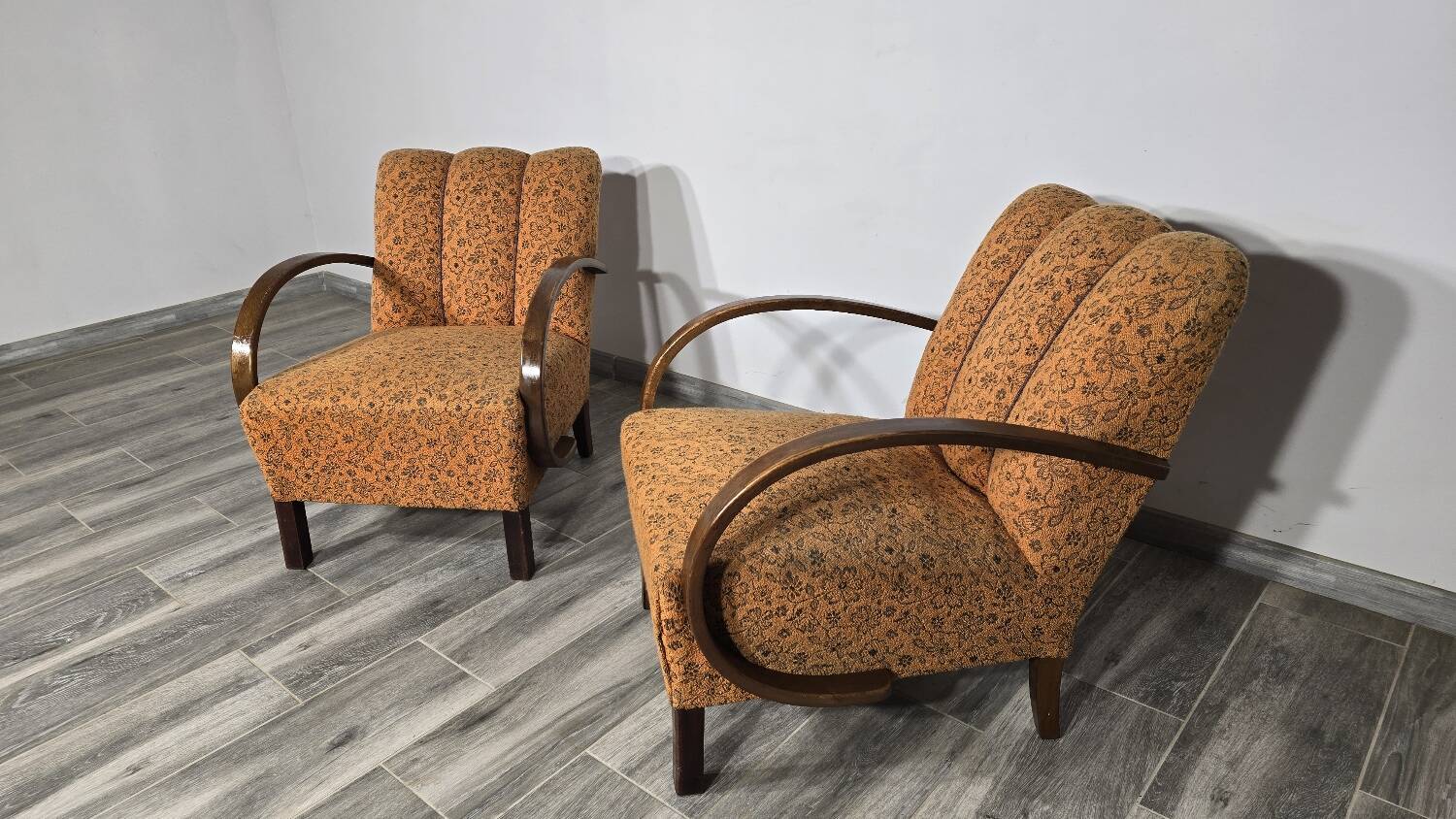 Set of Vintage Armchairs by Jindrich Halabala, 1940s