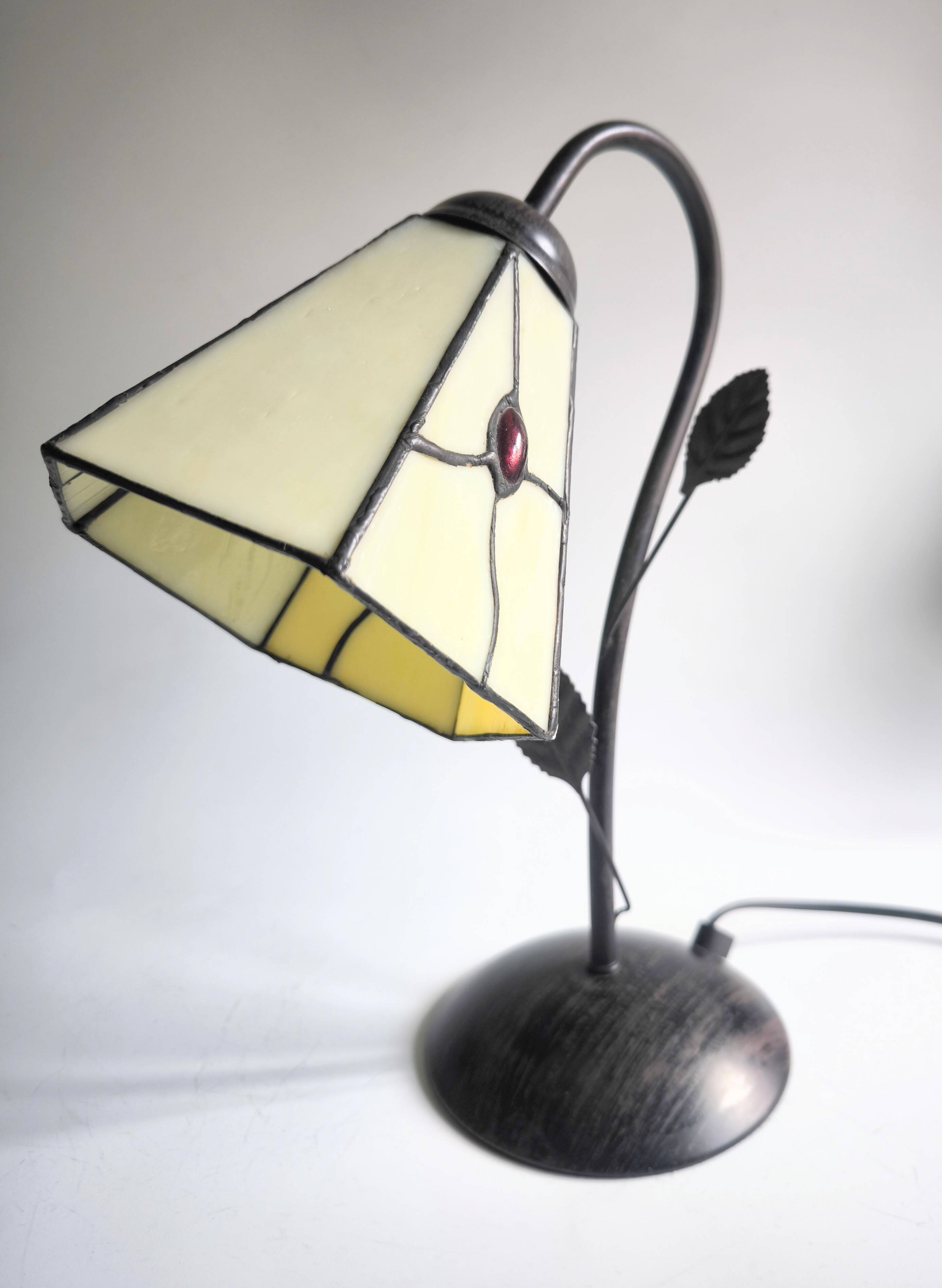 Lampe de table style Tiffany