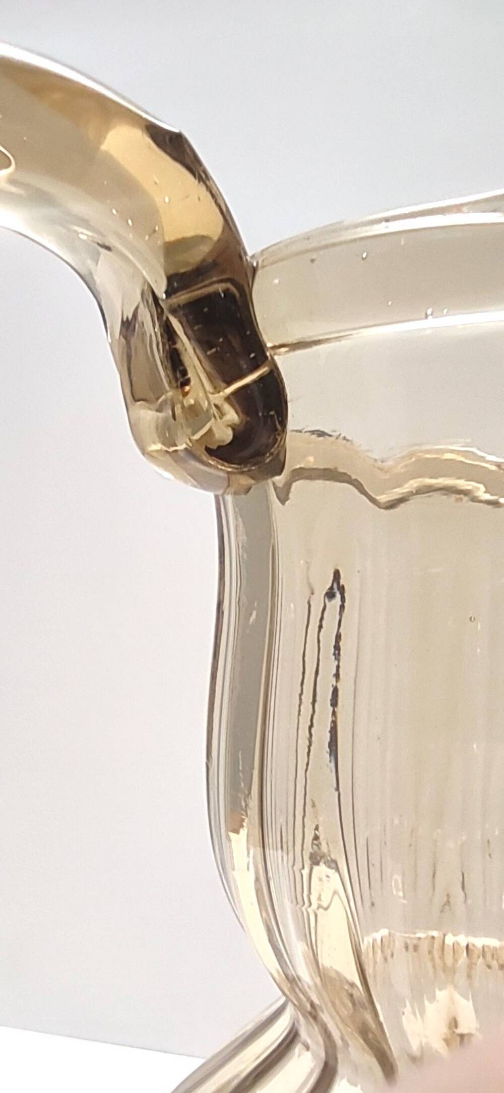 Straw-Colored Glass Pitcher Vase Ascribable to Vittorio Zecchin, Italy