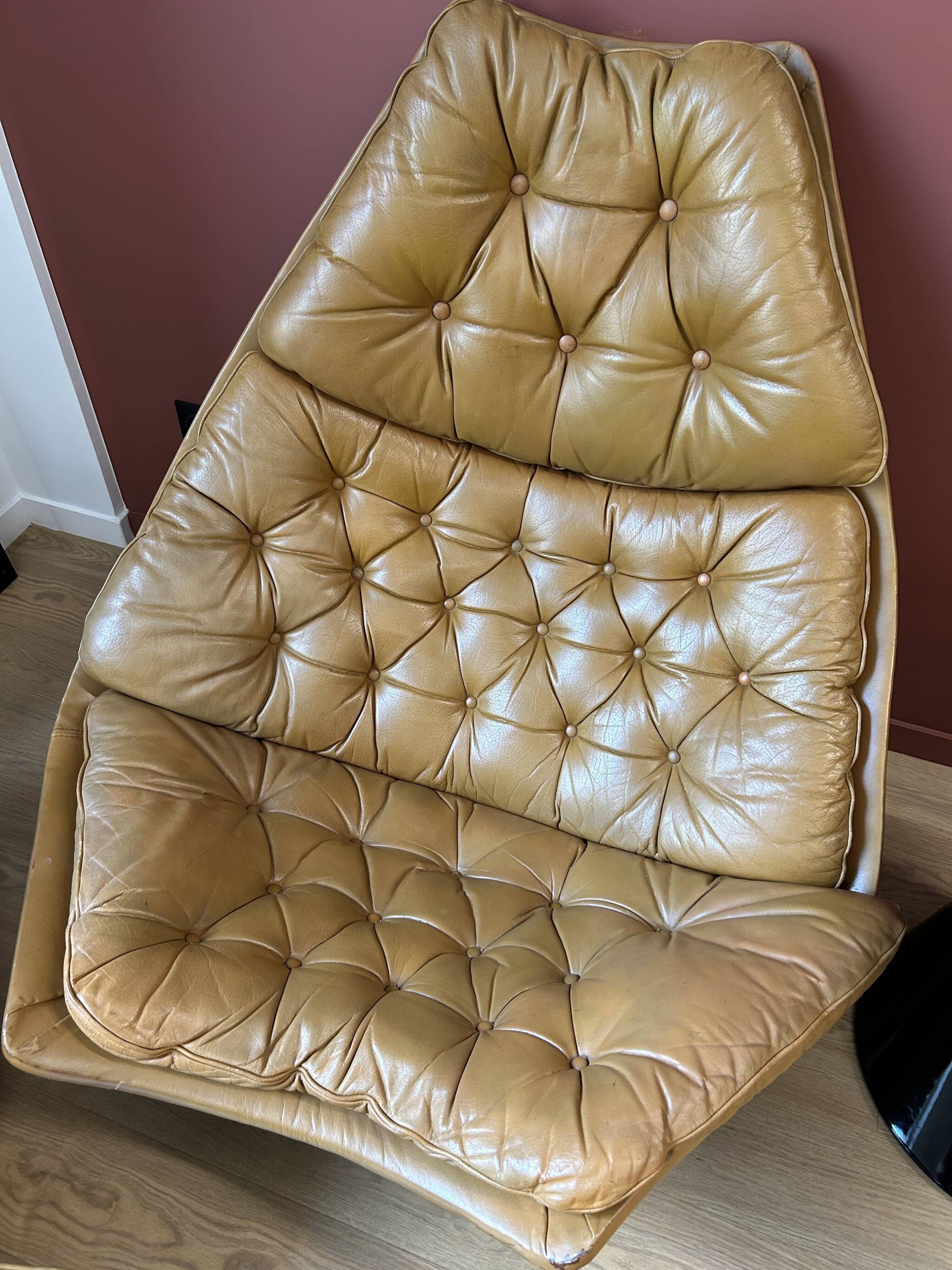 Swivel armchair and footrest FS588 by Geoffrey Harcourt for Artifort