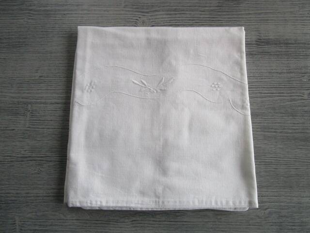 Antique embroidered pillowcase: 77x77cm