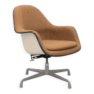 Chaise Eames à coussin