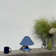 Lampe en céramique bleu vintage