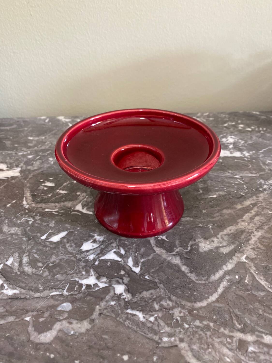 Ceramic tealight holder