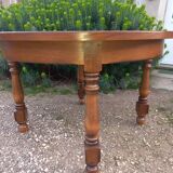 Table and 4 chairs + extension