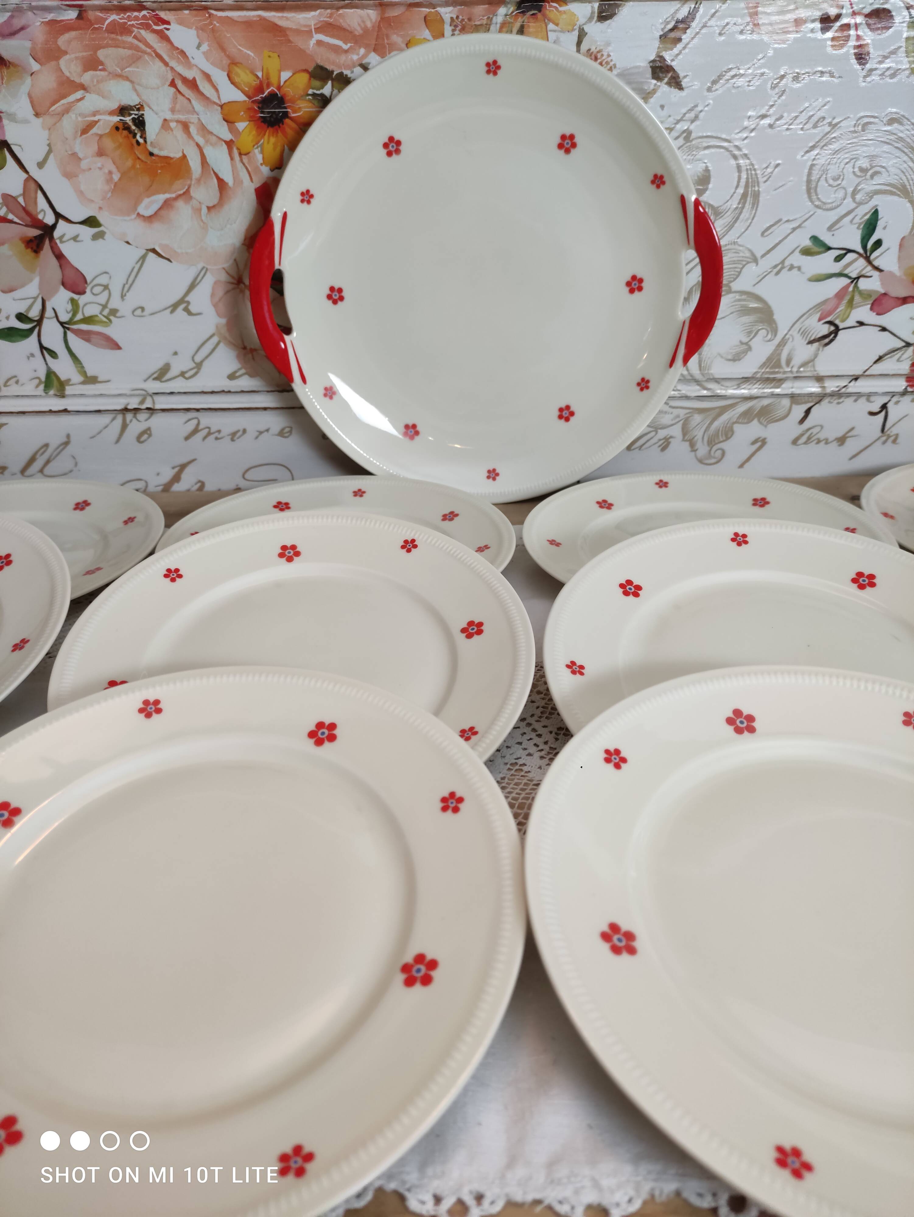 Dessert service 11 pieces in beige Bavaria porcelain with small orange flowers