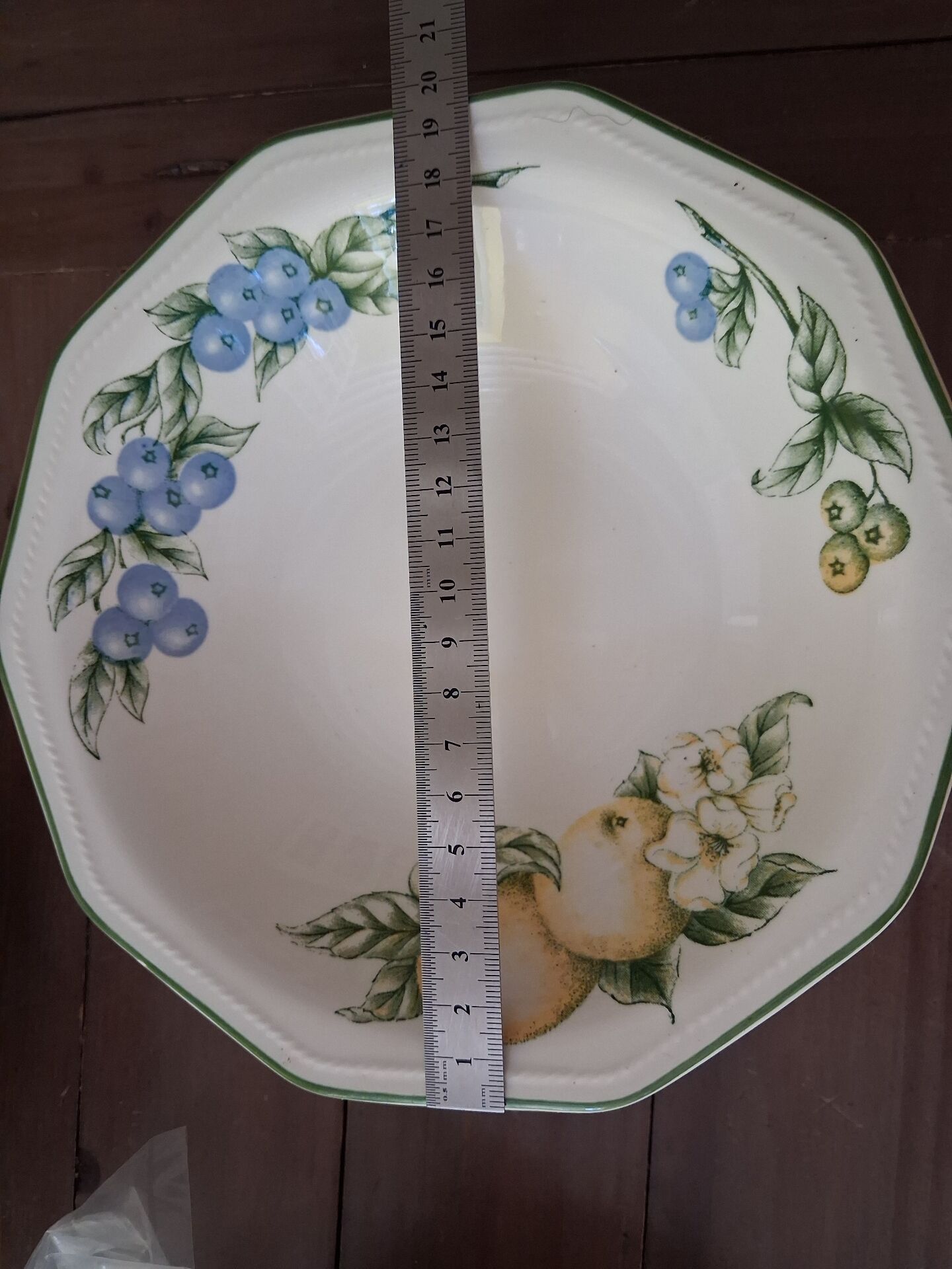 Soup plates the Chartwell Collection Churchill England