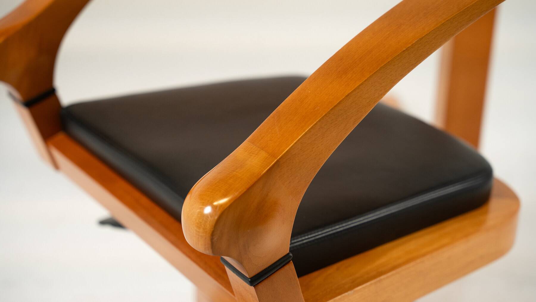 Mid-Century Desk and Matching Chair by Massimo Scolari for Giorgetti, Italy
