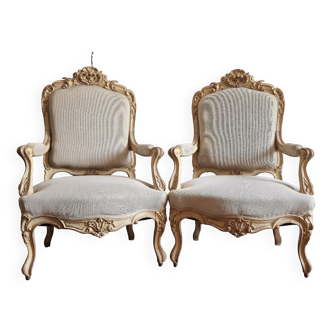 Paire de fauteuils à la reine style Louis XV