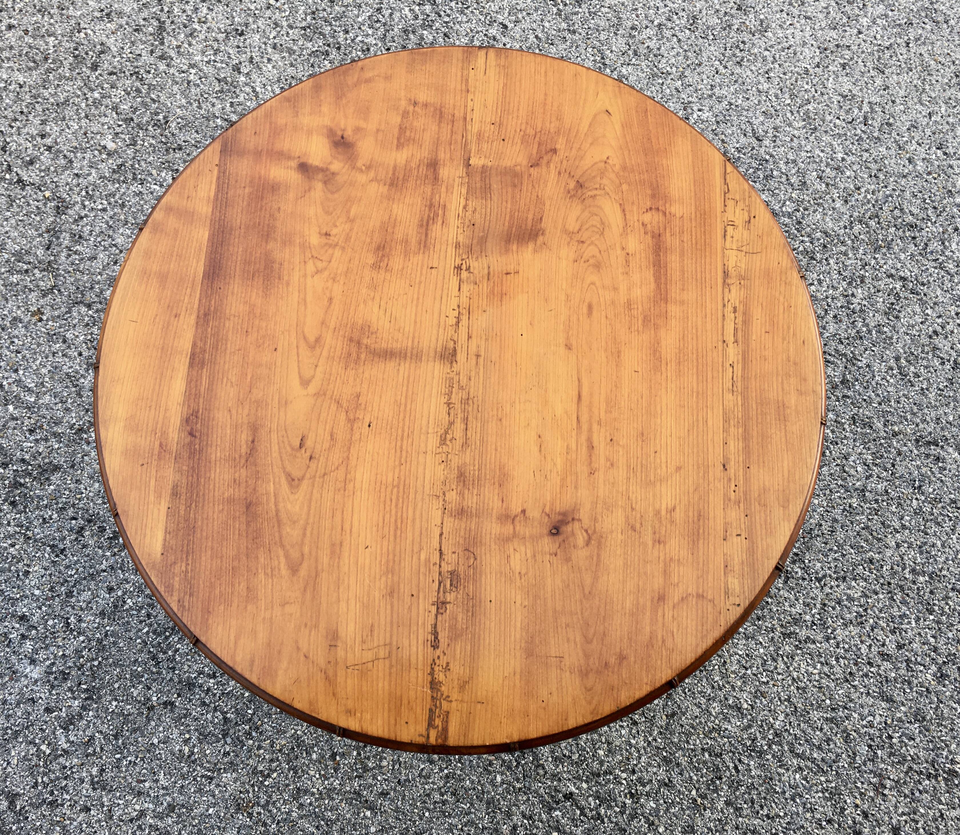 Wooden Roundtable 19th