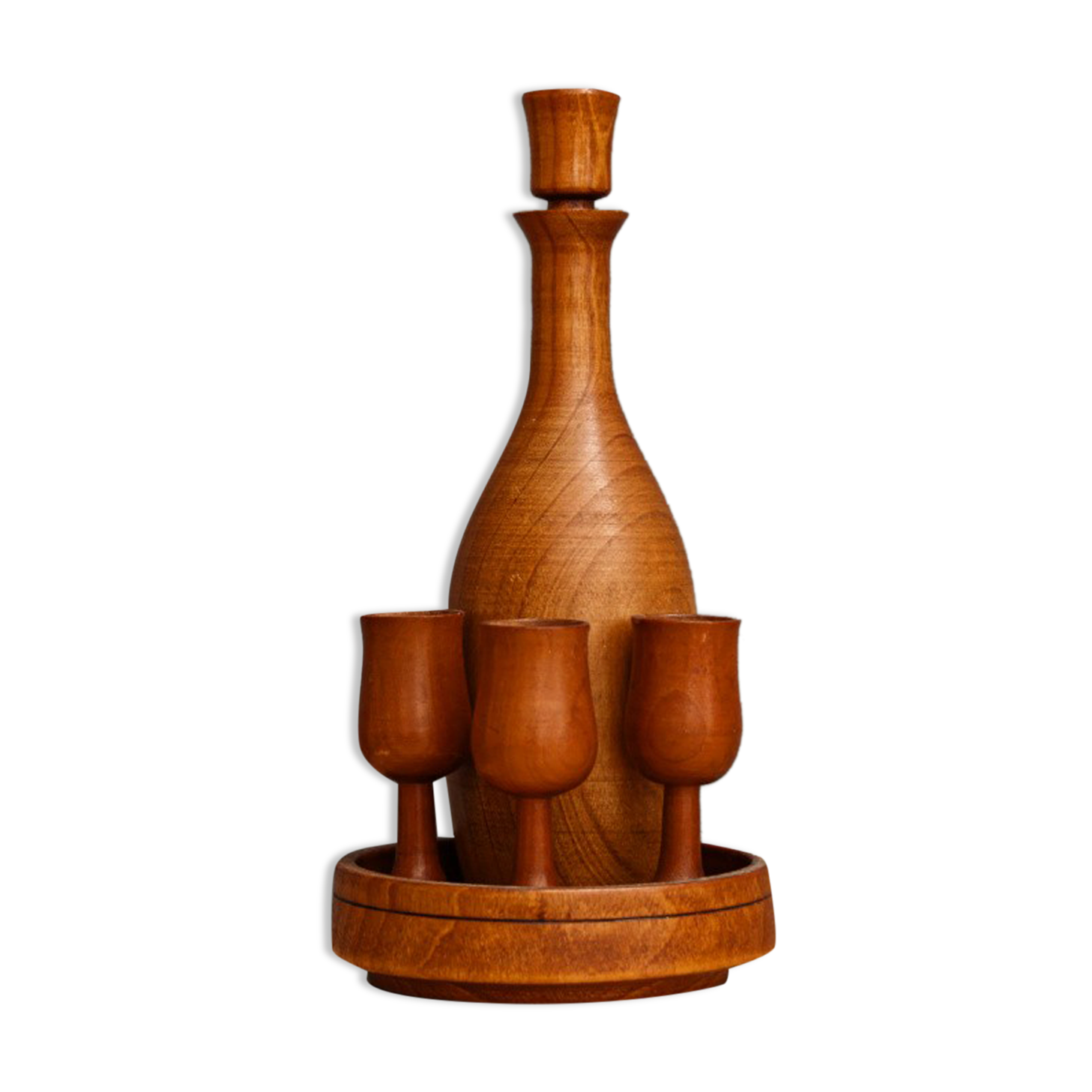 Decorative liquor service