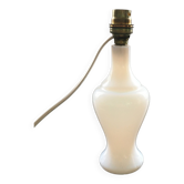 Pied de lampe en opaline blanche