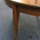 Table ronde scandinave avec verre