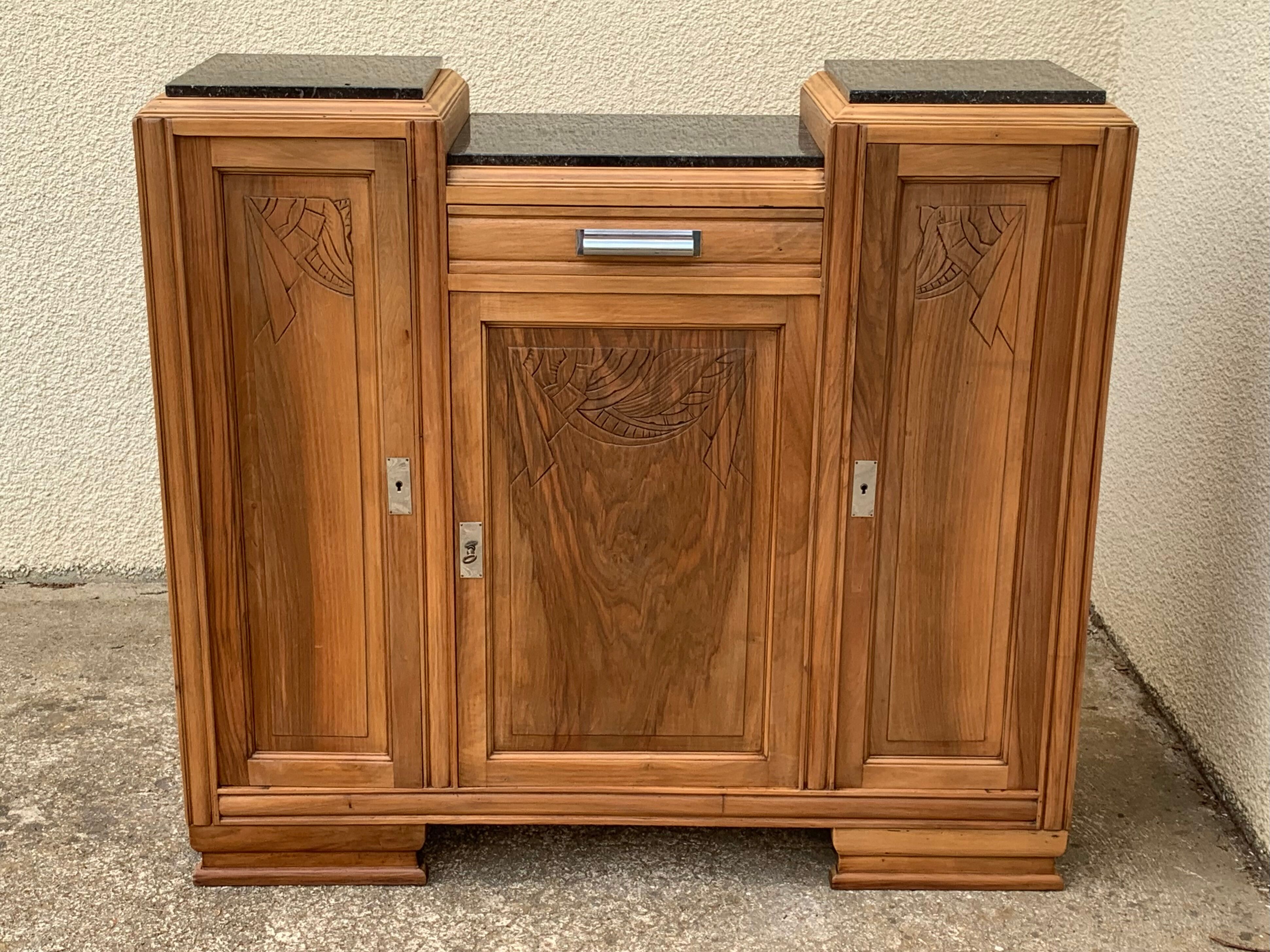 Parisian art deco buffet walnut brut massive 1920
