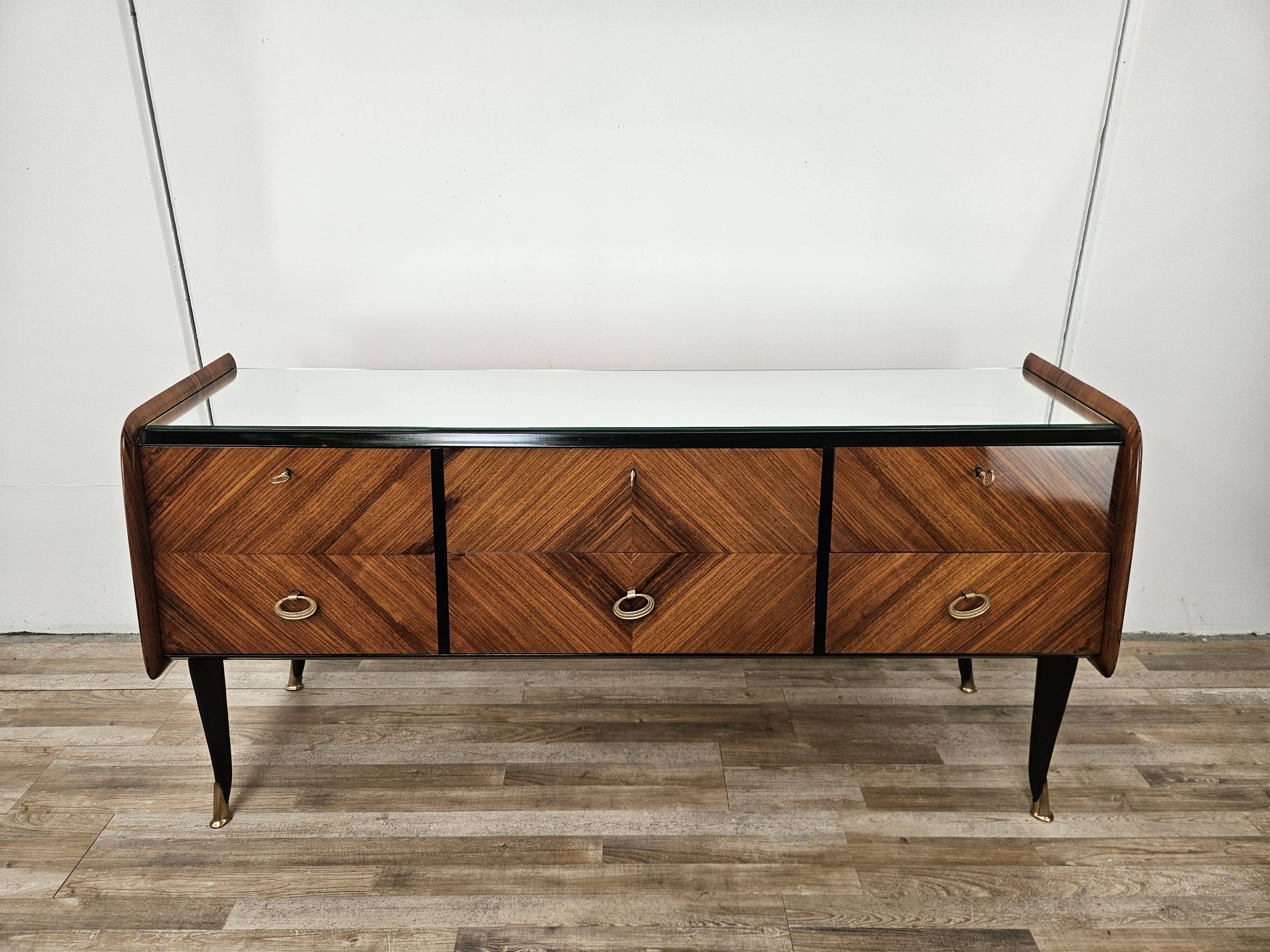 Commode en acajou avec miroir du milieu du siècle des années 1950