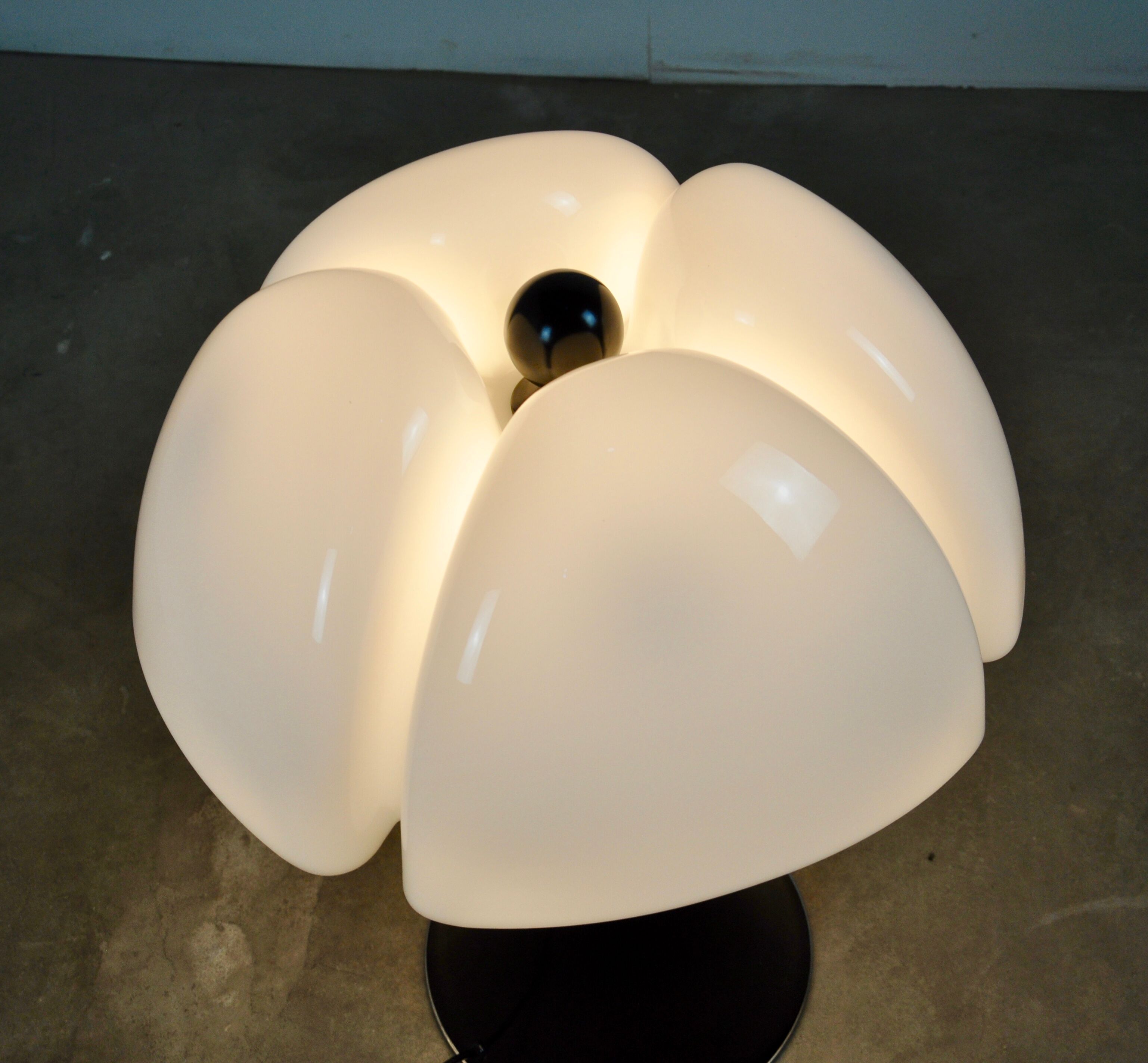 Pipistrello table lamp by Gae Aulenti for Martinelli Luce, 1960s