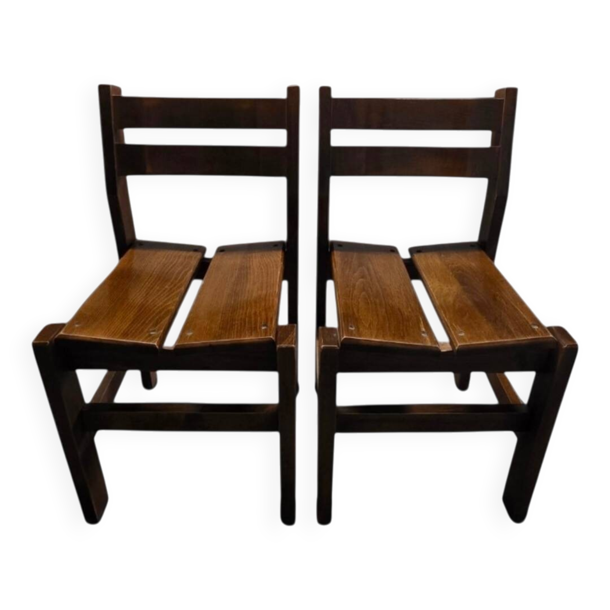 Paire de chaises en orme massif, style Maison Regain