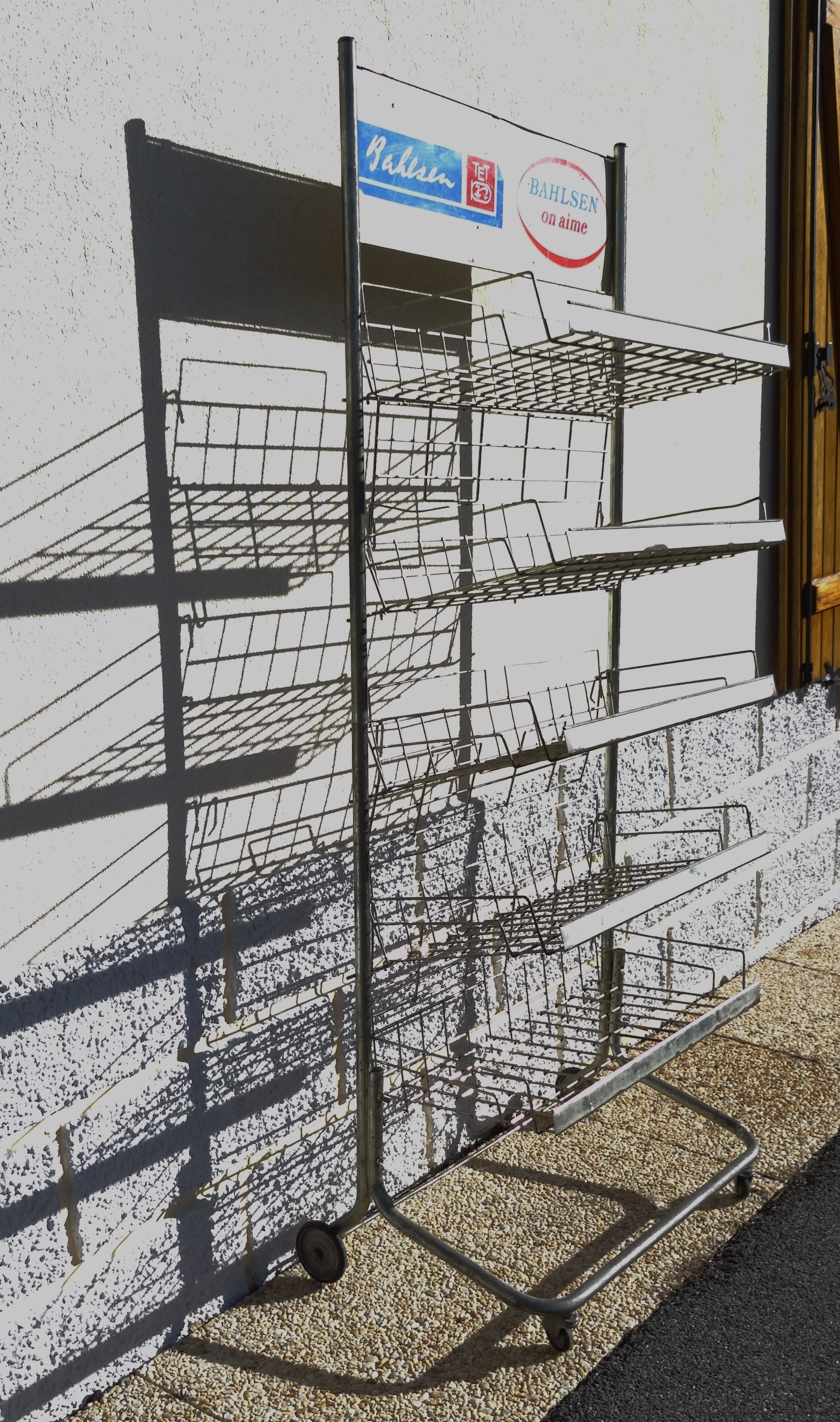 Metal advertising display