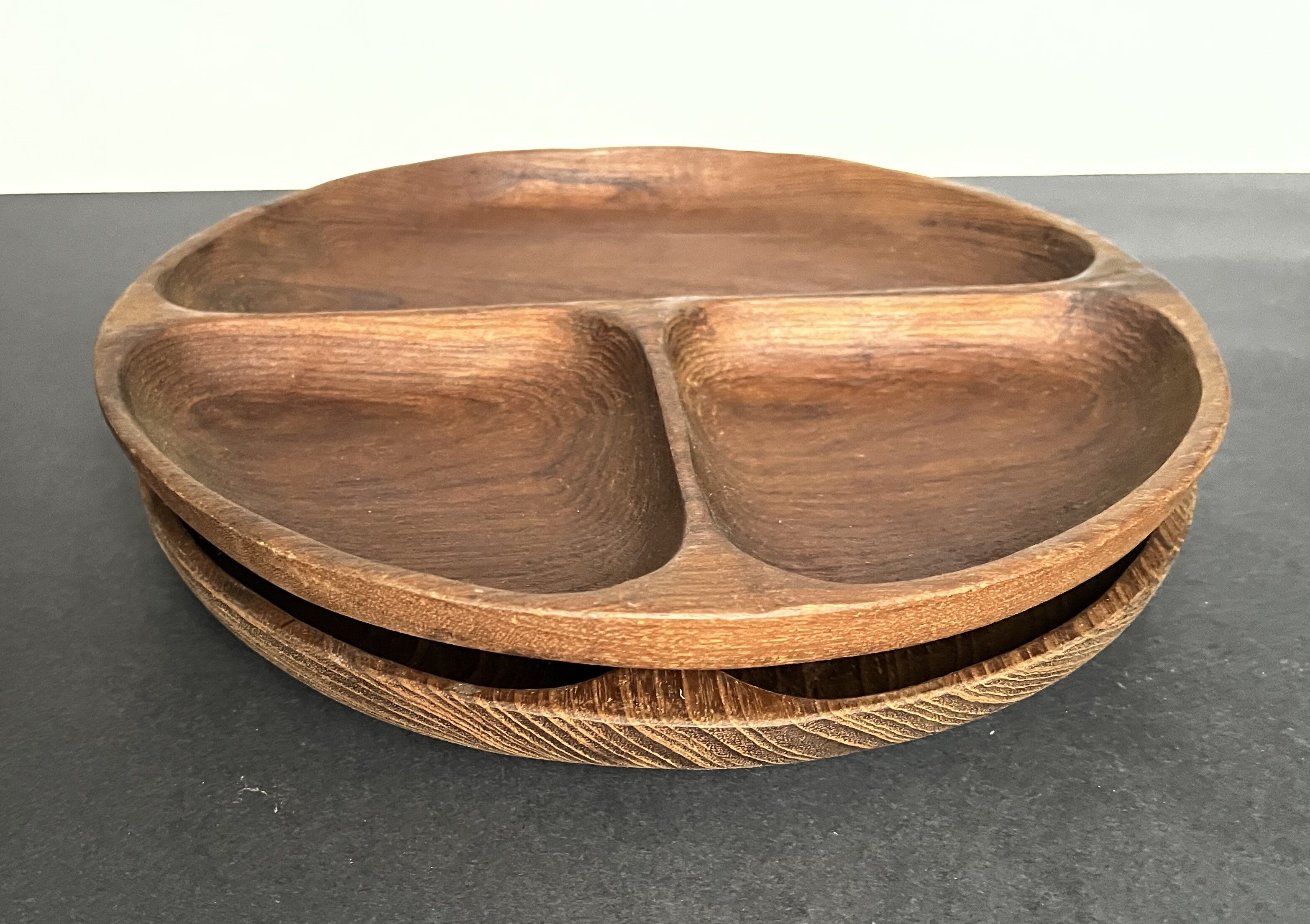 Set of 2 wooden fondue plates
