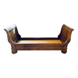 Wooden bench bed