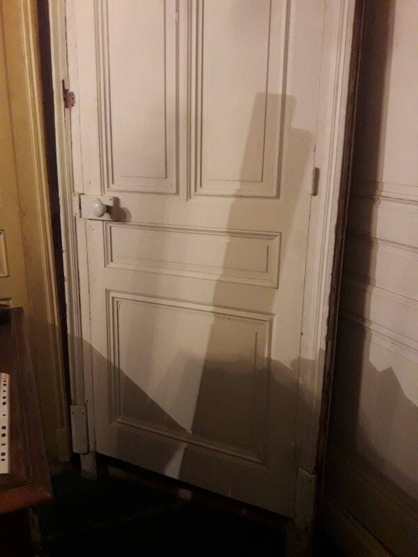 Haussmannian door 83x219 with old glazed transom frame 100x310 interior
