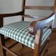Chaise à accoudoir