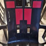 6 plastic chairs