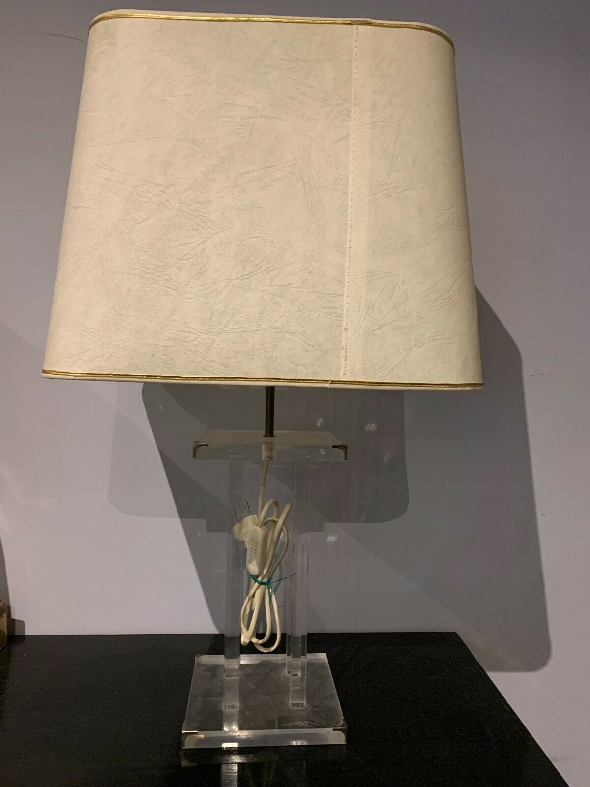 Pair of Plexiglas 20th century lamps
