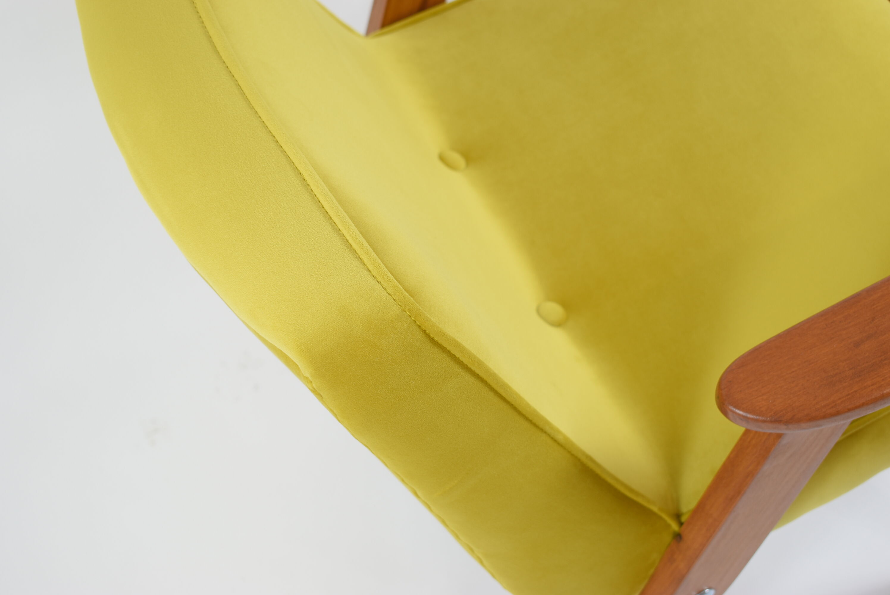 Vintage velvet armchair 366, designer J. Chierowski, restored, yellow velvet