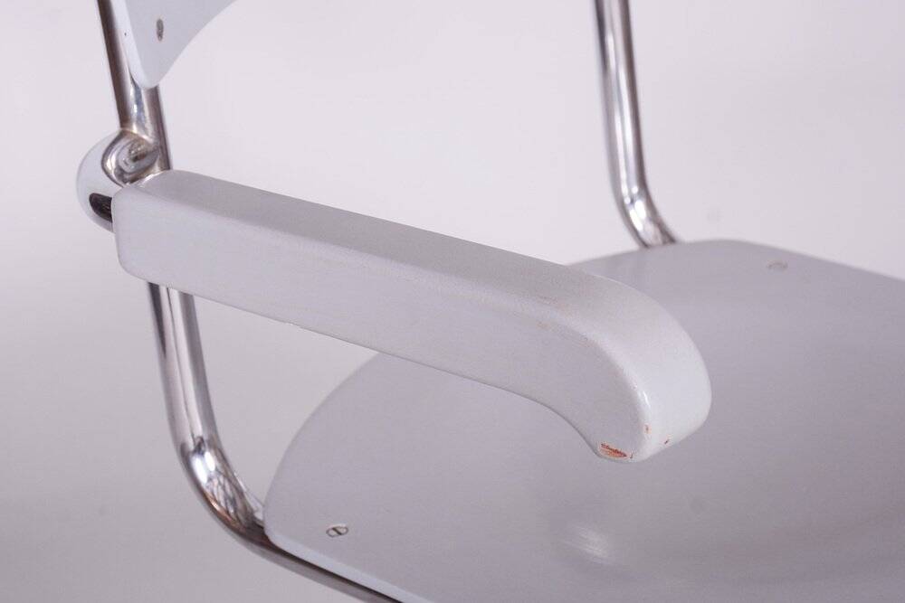 Bauhaus Lacquered Wood Writing Desk & Chair attributed to Hynek Gottwald, 1930s, Set of 2