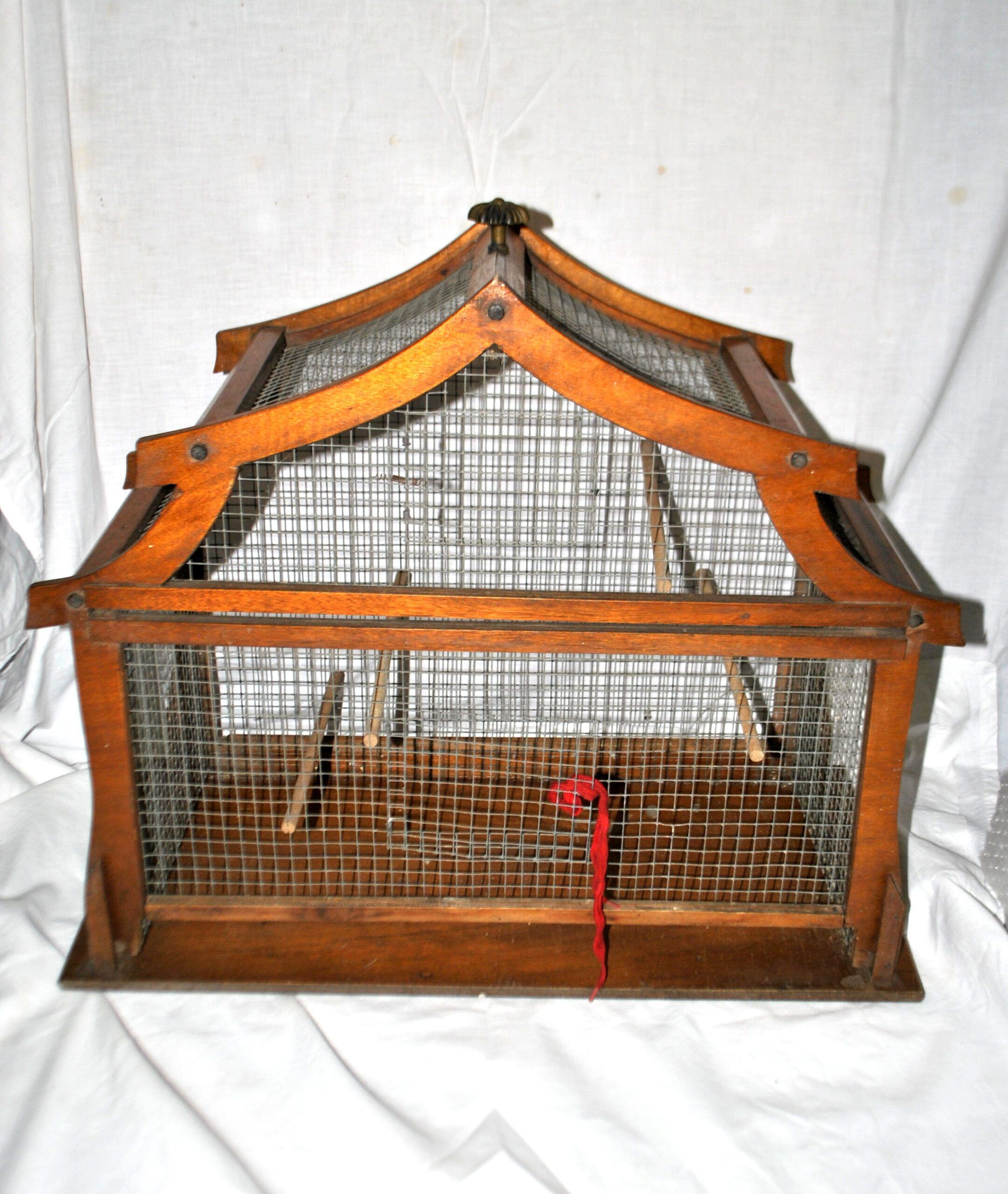 Large vintage wooden birdcage with metal mesh - Handmade 1960s