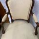 Paire de fauteuils style Louis XV beige