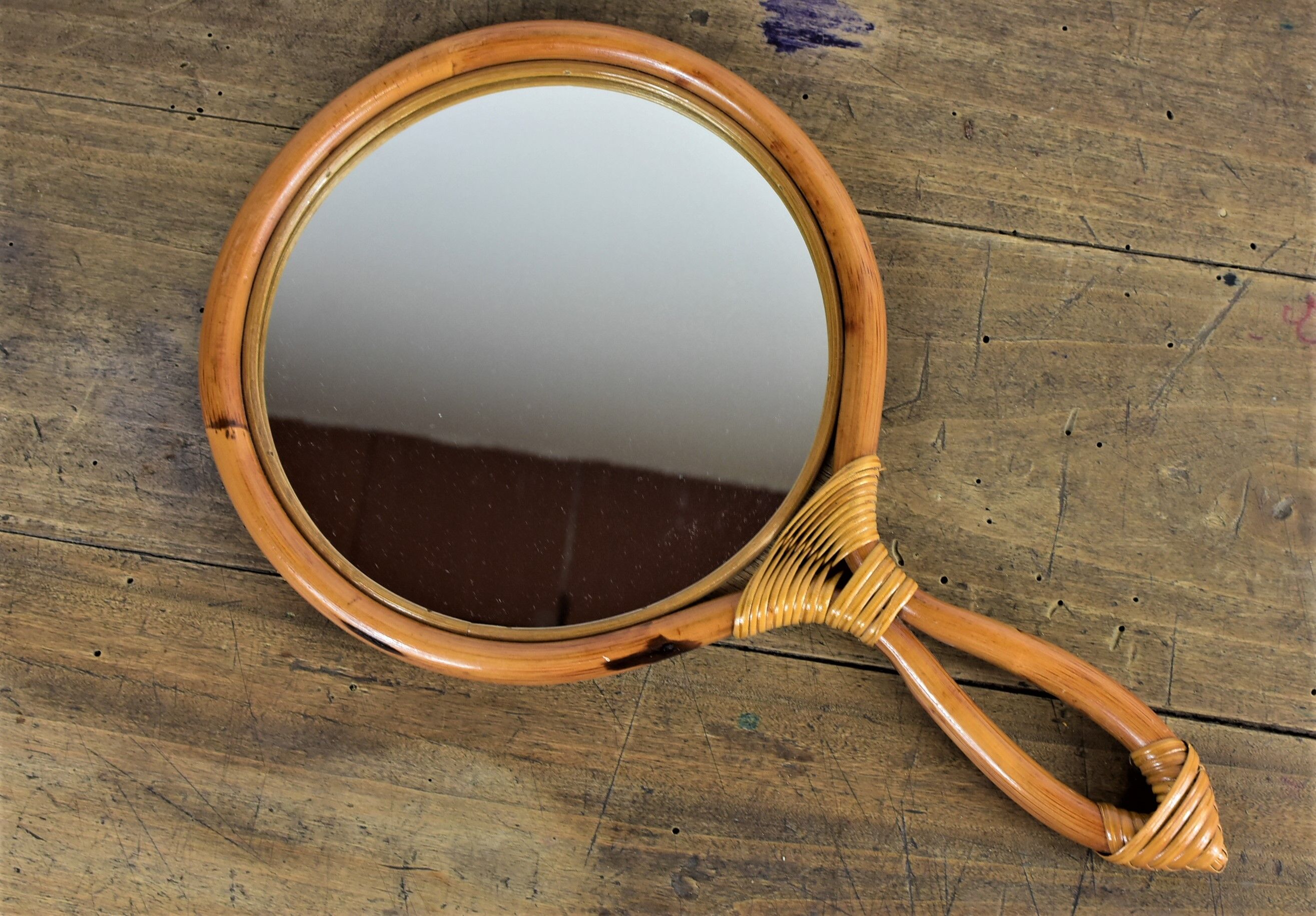 Rattan handle mirror