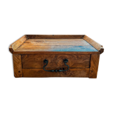 Meuble de rangement en olivier