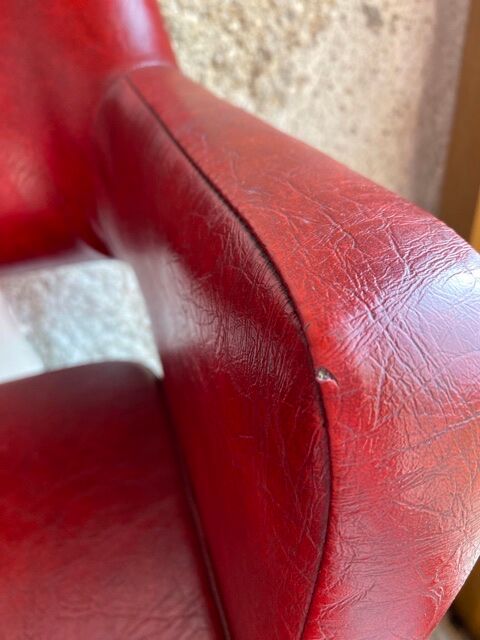 Pair of vintage armchairs in imitation leather from the 60s/70s