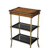 Table d'appoint du 19ème siècle en bois de thuya