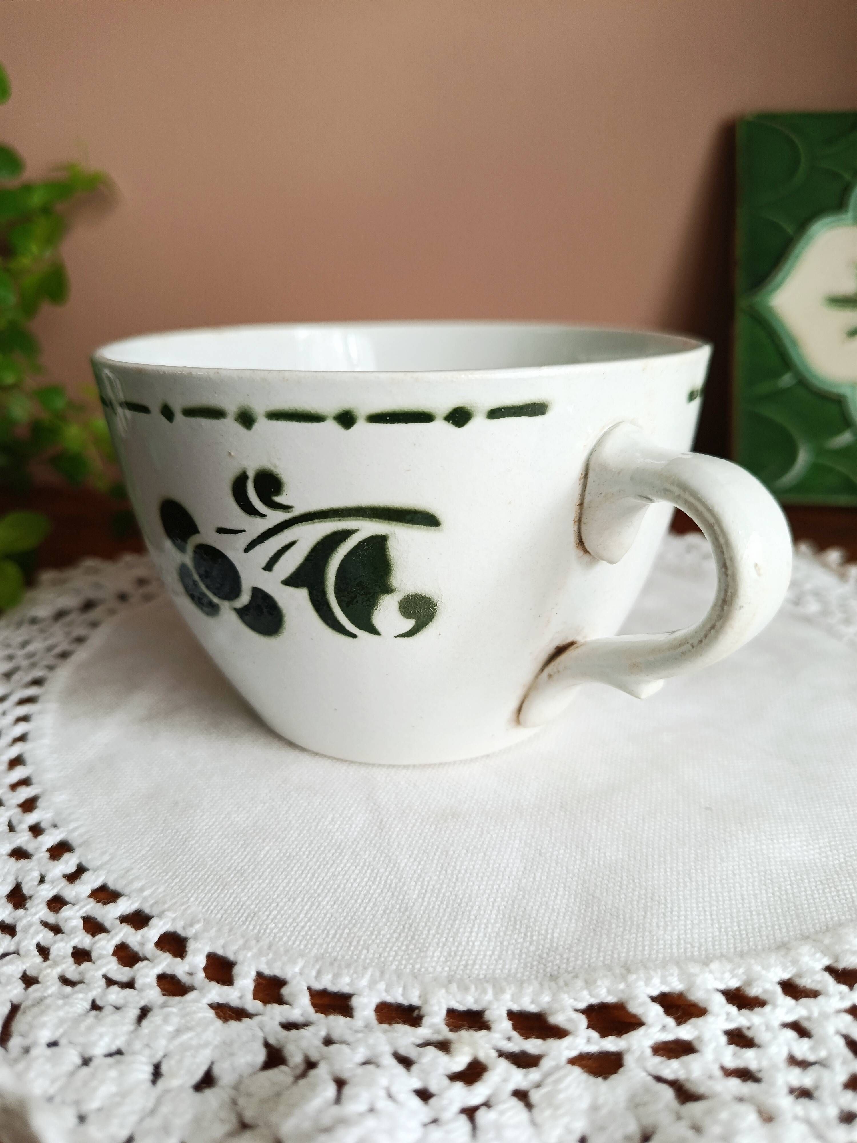 Grande tasse à chocolat Badonviller, cerisette