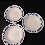 Trio of hollow earthenware plates ''Oxford Brazil'' Blue Checkerboard patterns